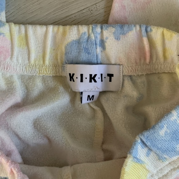 Kikit Vibrant Yellow and Pink Fitted Buttoned Tank Top And Pants Pajamas - Picture 11 of 11